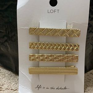 Loft gold hair clip set